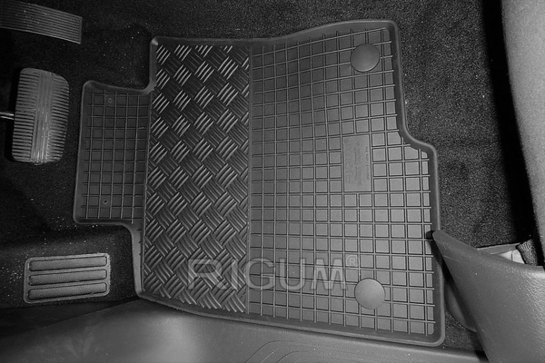 Covorase din cauciuc Mercedes X-Class, anul de fabricatie 01.2016-prezent, caroserie Pick-up