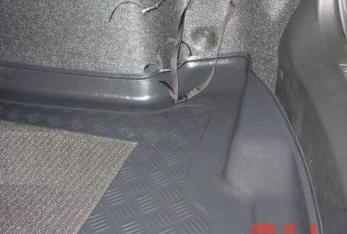 Tavita portbagaj Mazda 3 caroserie sedan fabricatie 05.2009 - 2013