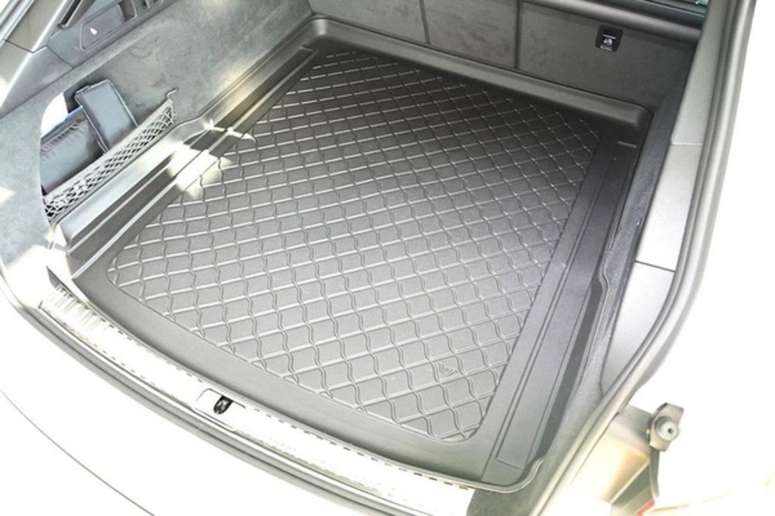 Tavita portbagaj Audi A6 (C8) caroserie combi fabricatie 09.2018 - prezent