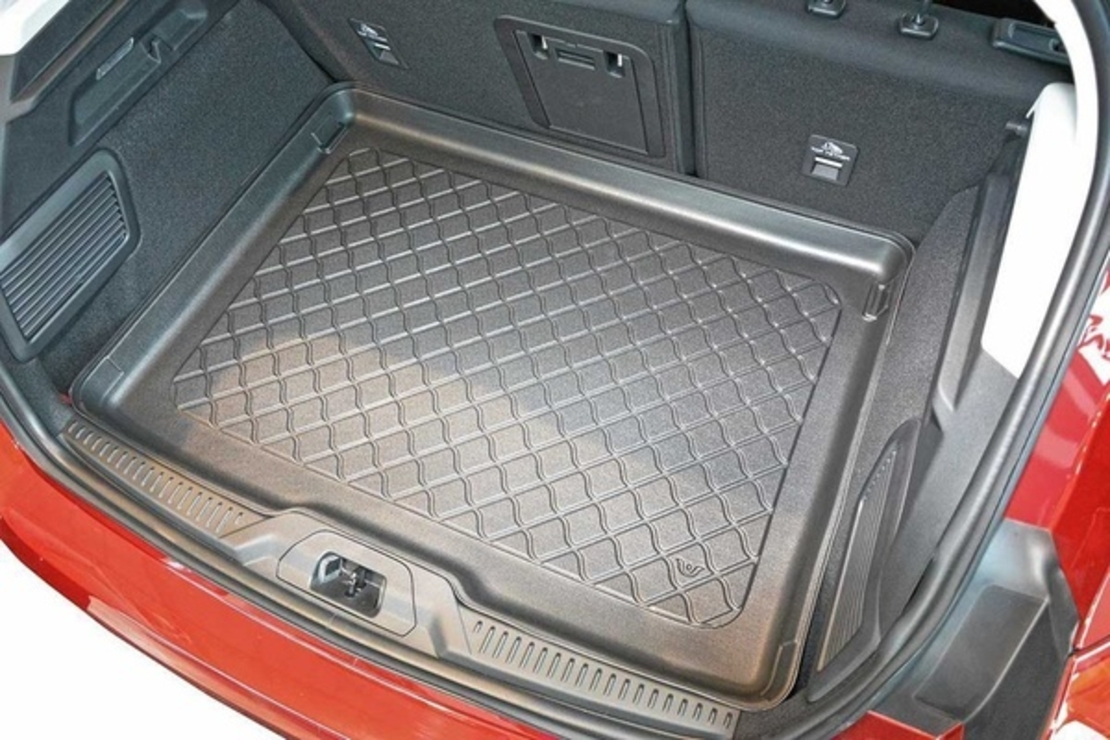 Tavita portbagaj Ford Focus IV caroserie hatchback fabricatie 2018 - prezent (portbagaj superior)