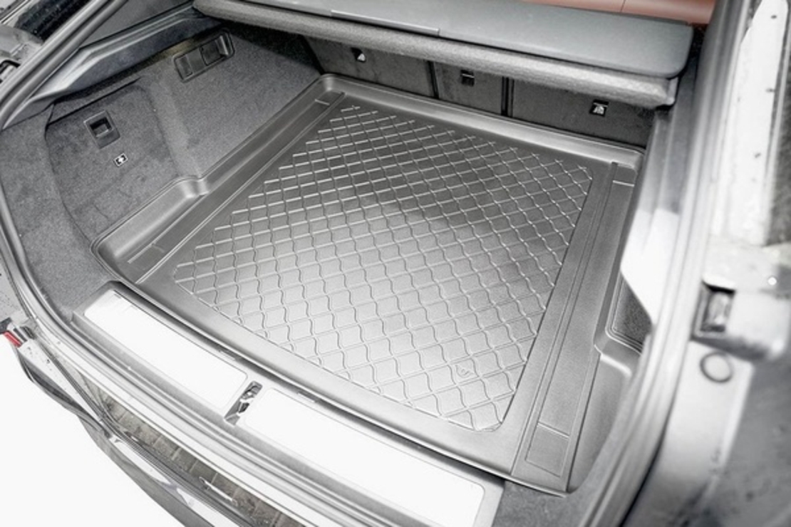 Tavita de portbagaj BMW X6 G06, caroserie SUV, fabricatie 11.2019 - prezent, portbagaj superior
