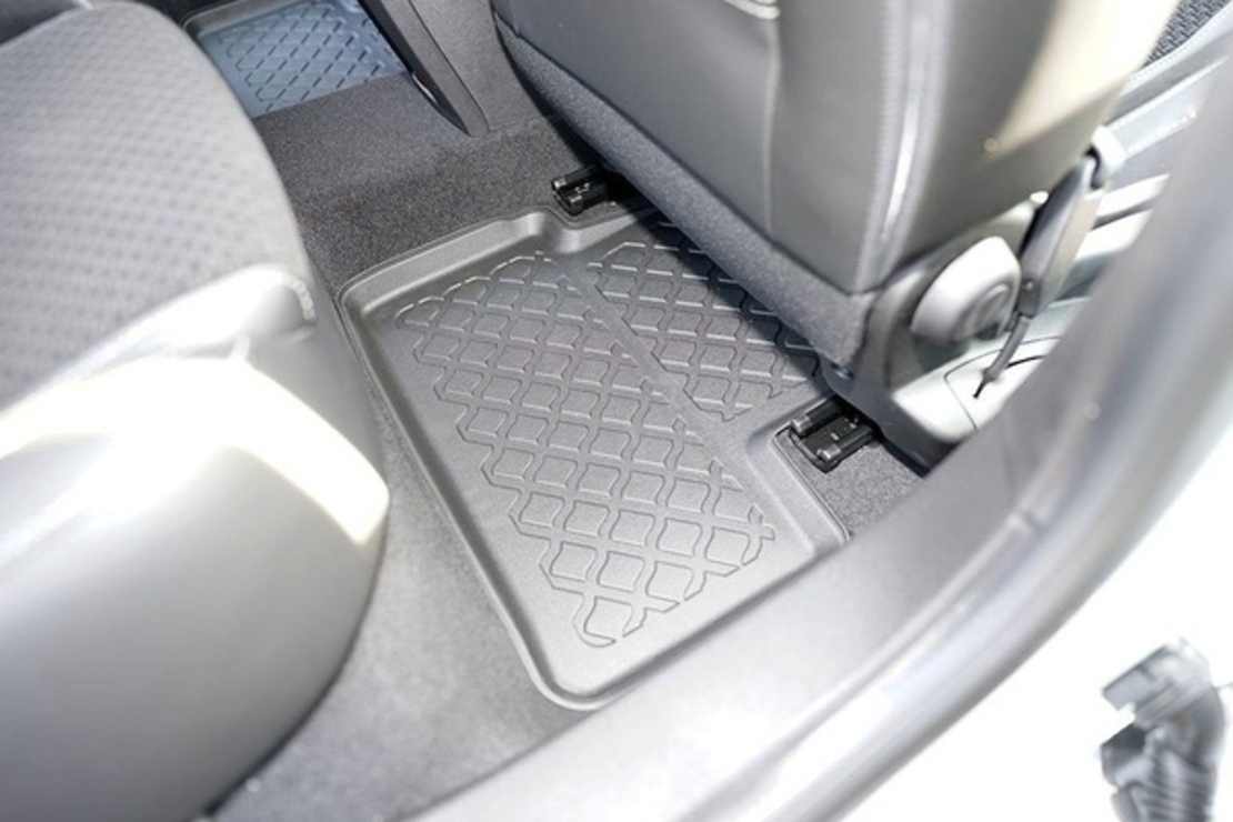 Covorase tip tavita Renault Megane IV, caroserie Combi, fabricatie 09.2016 - prezent