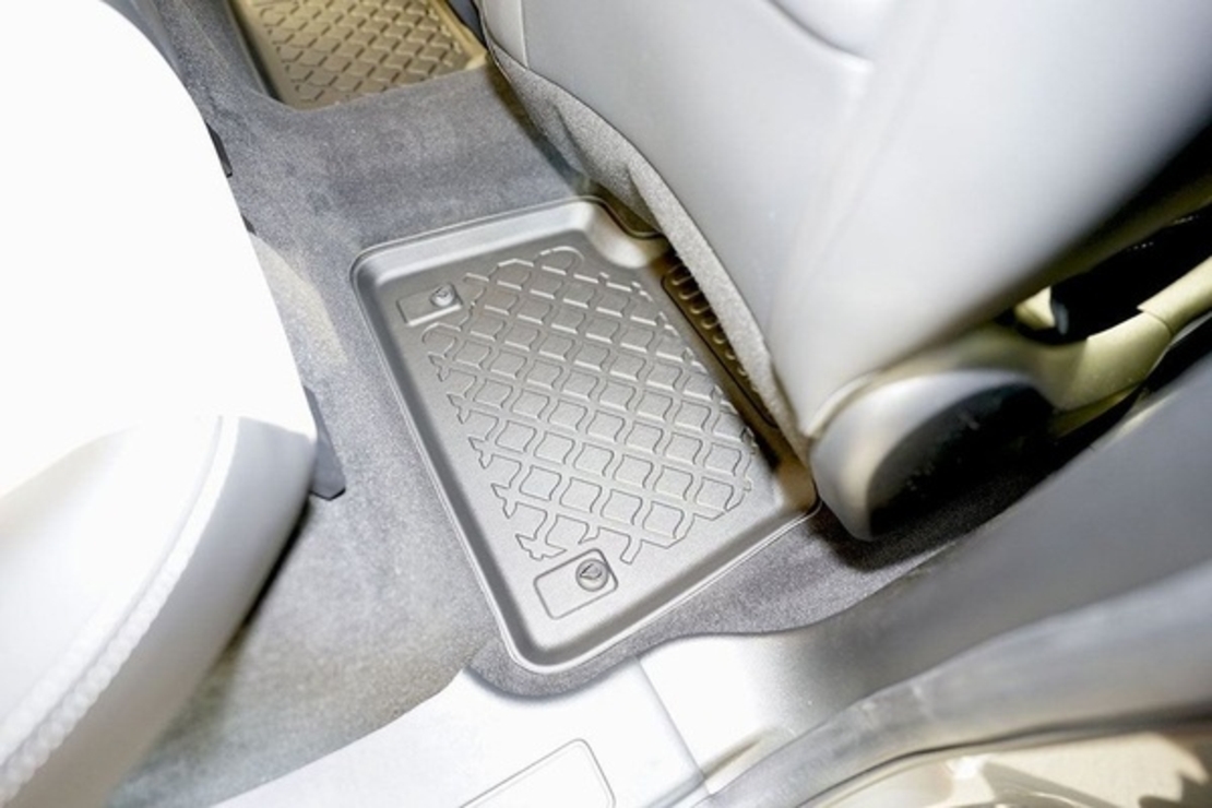 Covorase tip tavita Land Rover Discovery Sport Plug-in Hybrid, anul de fabricatie 04.2020-prezent, caroserie SUV