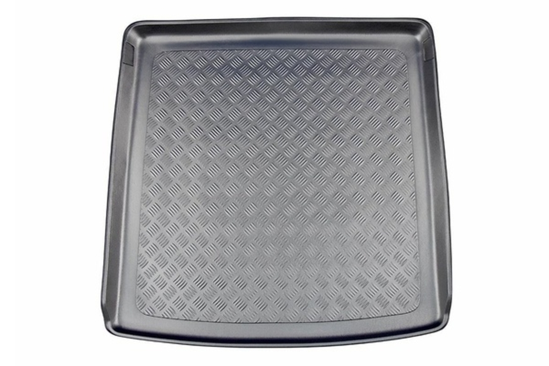 Tavita portbagaj Skoda Octavia III caroserie combi fabricatie 02.2013 - 05.2020 (portbagaj superior)