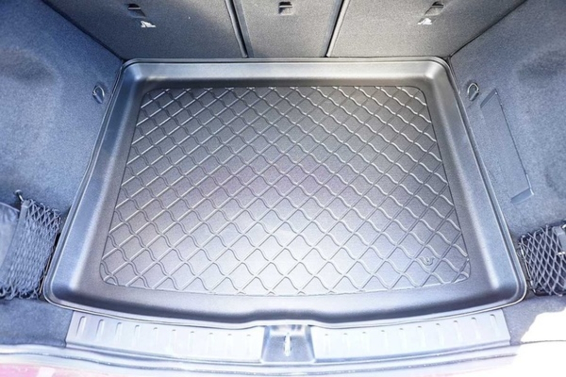 Tavita de portbagaj Mercedes GLA (H247) Plug-in Hybrid, anul de fabricatie 04.2020 - prezent, caroserie SUV