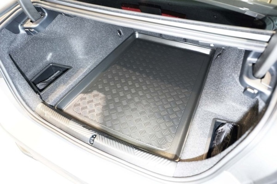 Tavita de portbagaj BMW Seria 5 G60, caroserie Sedan, fabricatie 10.2023 - prezent (nu corespunde pentru PHEV si EV)