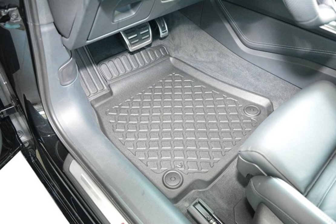 Covorase auto tip tavita Audi A7 C8, fabricatie 2018 - prezent