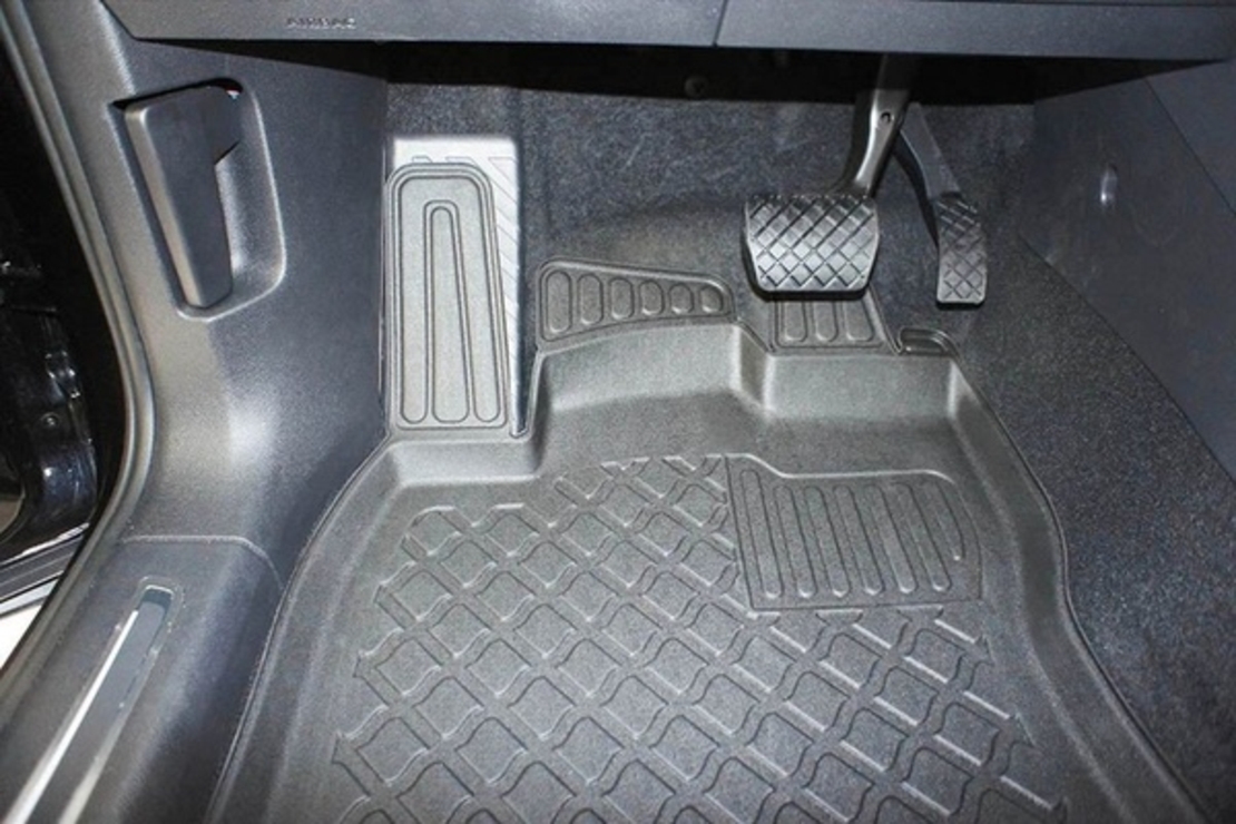 Covorase auto tip tavita VW Tiguan fabricatie 04.2016 - prezent