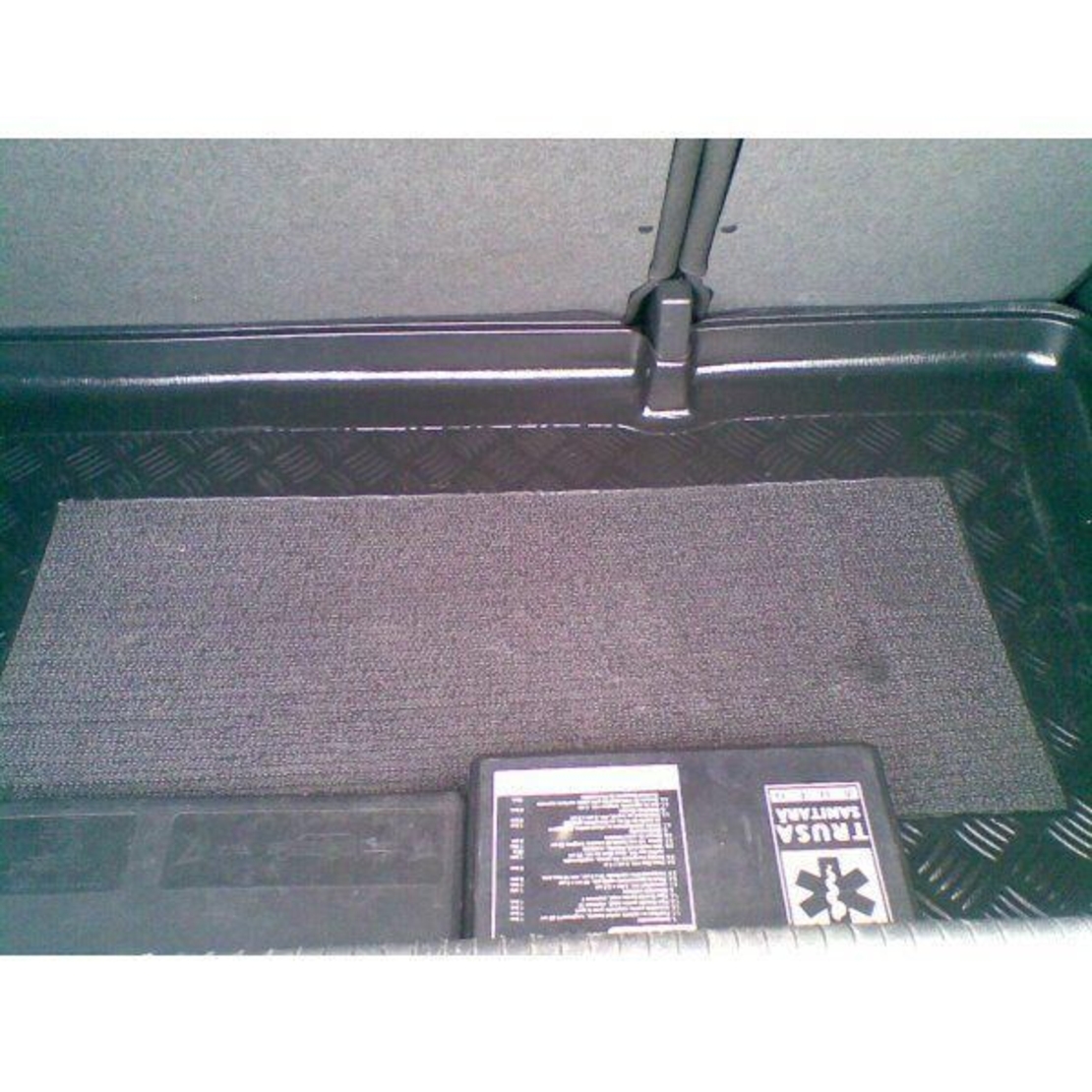 Tavita portbagaj Opel Corsa C caroserie hatchback fabricatie 2001 - 2006