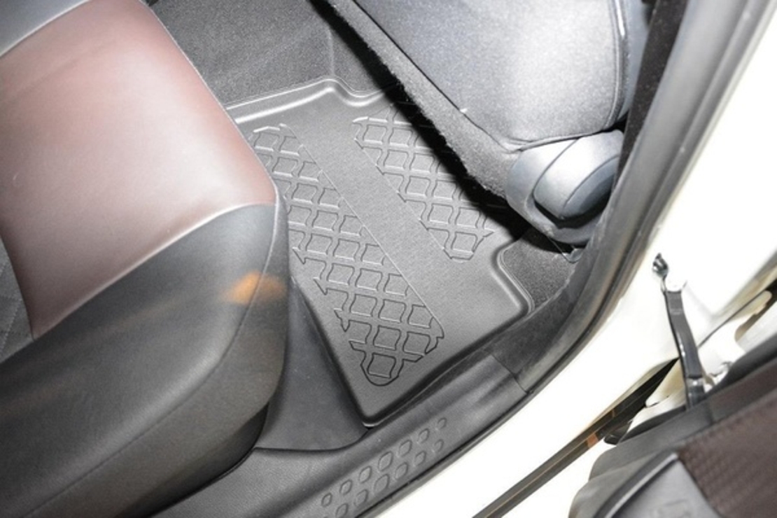 Covorase auto tip tavita 603381