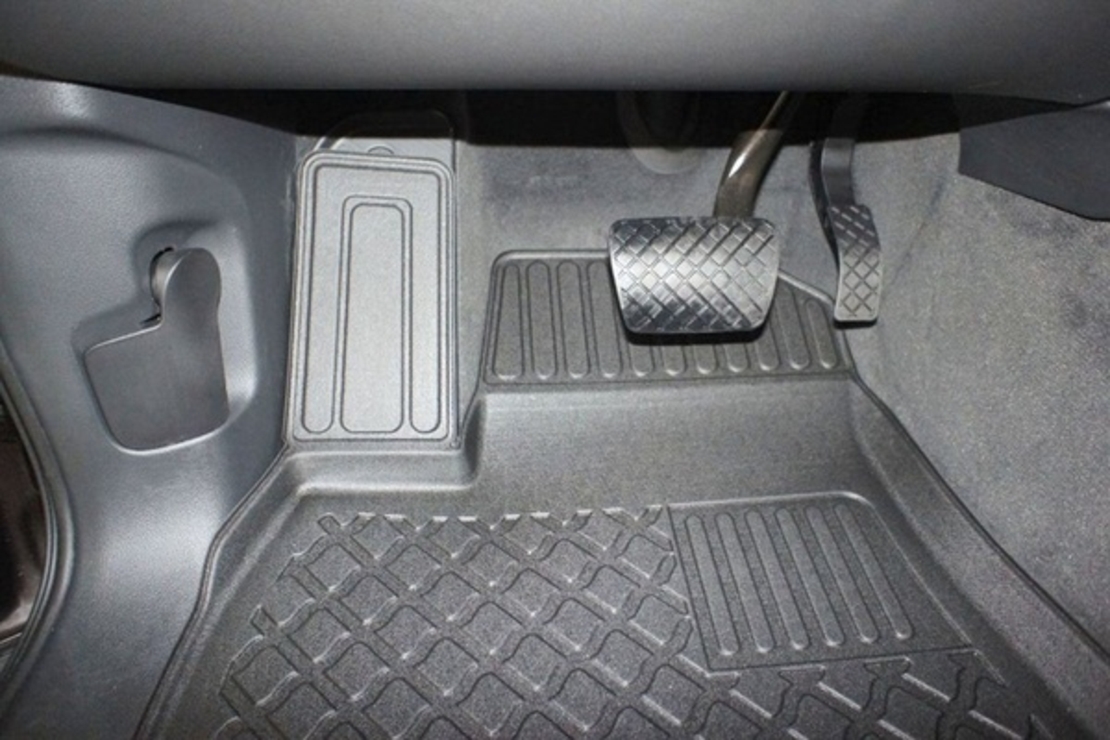 Covorase auto tip tavita Audi Q7 fabricatie 06.2015 - prezent