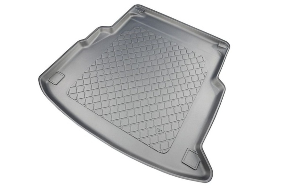 Tavita portbagaj Mercedes E-Class W214 fabricatie 05.2023 - prezent, caroserie sedan, nu corespunde pentru PHEV