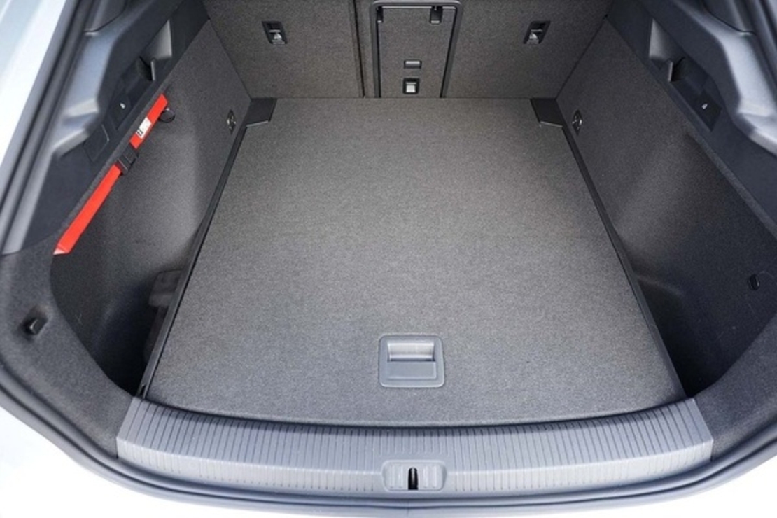 Tavita portbagaj Volkswagen ID.7, fabricatie 06.2024 - prezent, caroserie combi, portbagaj superior, podea variabila in pozitie superioara