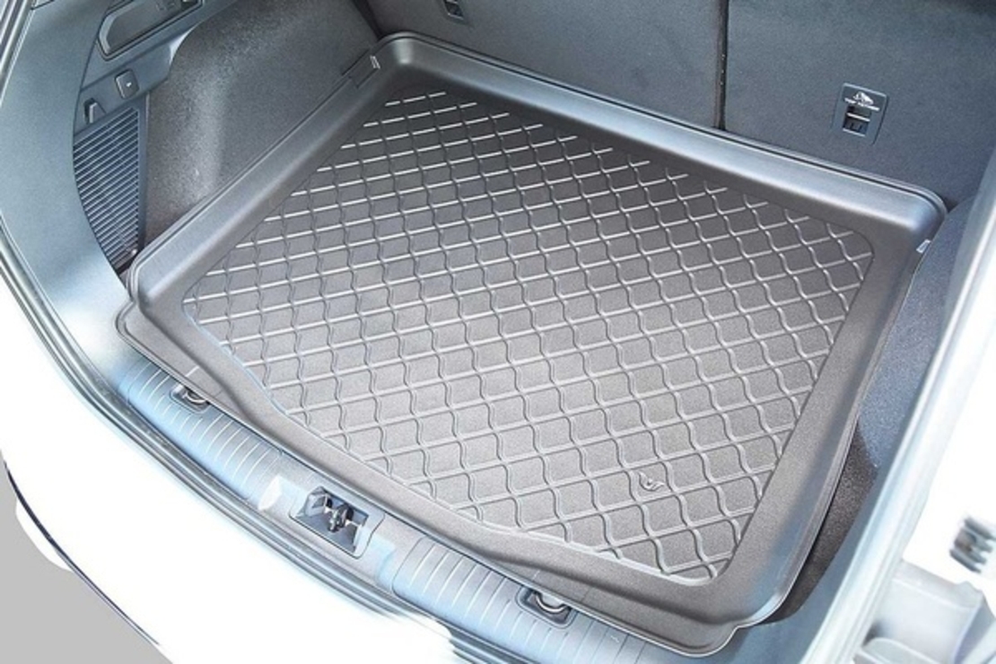 Tavita portbagaj premium Ford Kuga III, fabricatie 2020 - prezent (roata de rezerva ingusta / chit de reparatie)