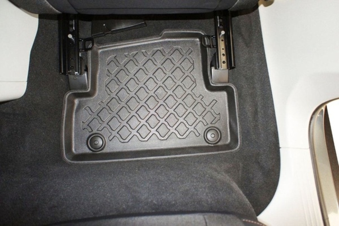 Covorase auto tip tavita Volvo V40 fabricatie 2012 - prezent
