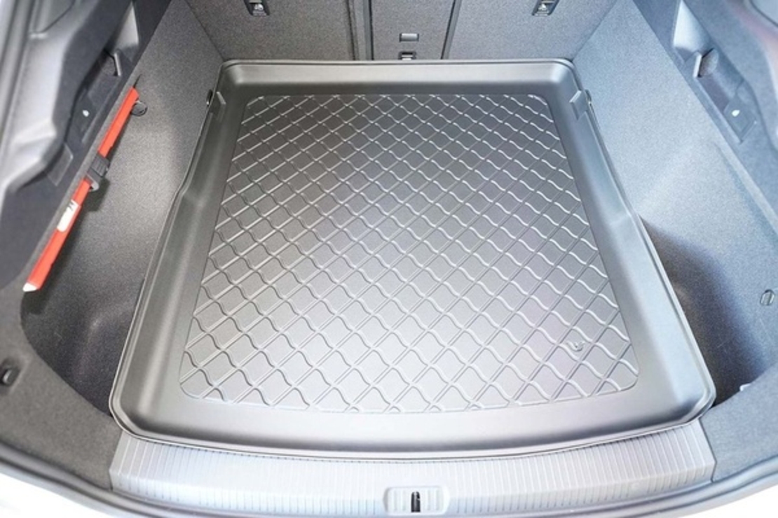 Tavita portbagaj Volkswagen ID.7, fabricatie 06.2024 - prezent, caroserie combi, portbagaj superior, podea variabila in pozitie superioara