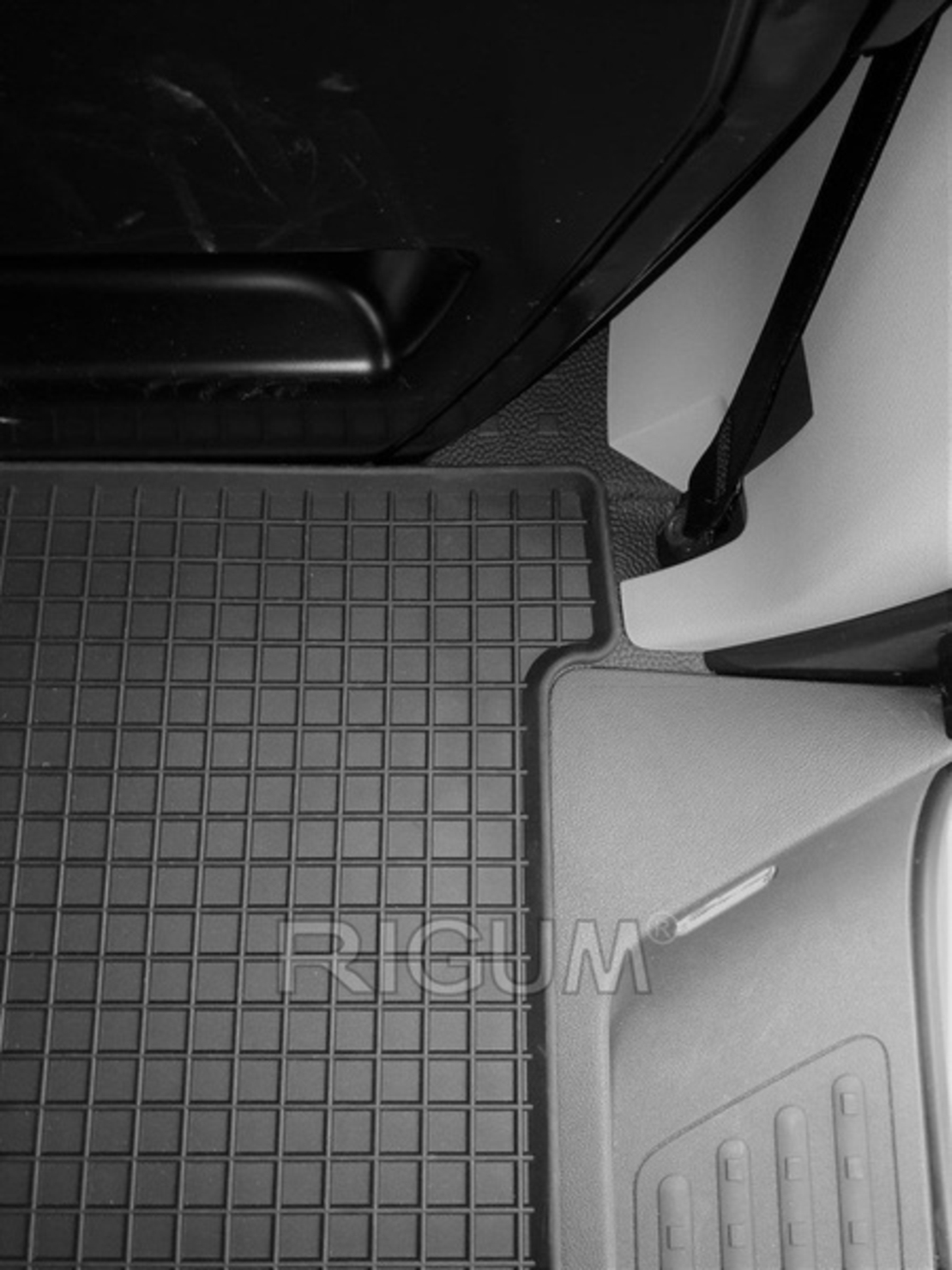 Covorase auto VW T5 / T6 caravelle fabricatie 2006 - prezent (randul 2)