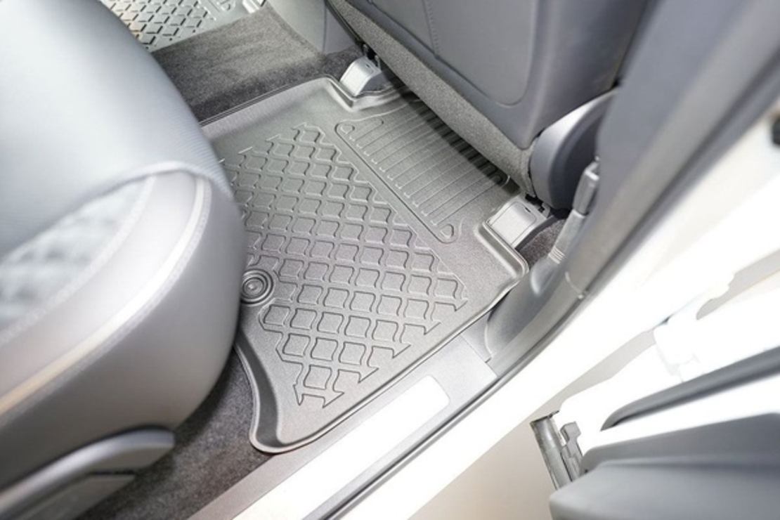Covorase tip tavita Ssangyong Rexton II ( Y400), anul de fabricatie 11.2017-prezent, caroserie SUV