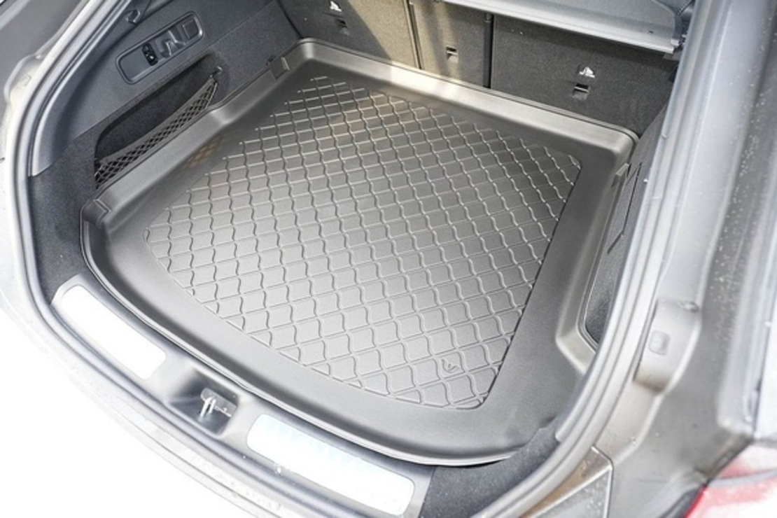 Tavita de portbagaj Mercedes GLC Coupe, caroserie SUV, fabricatie 07.2023-prezent