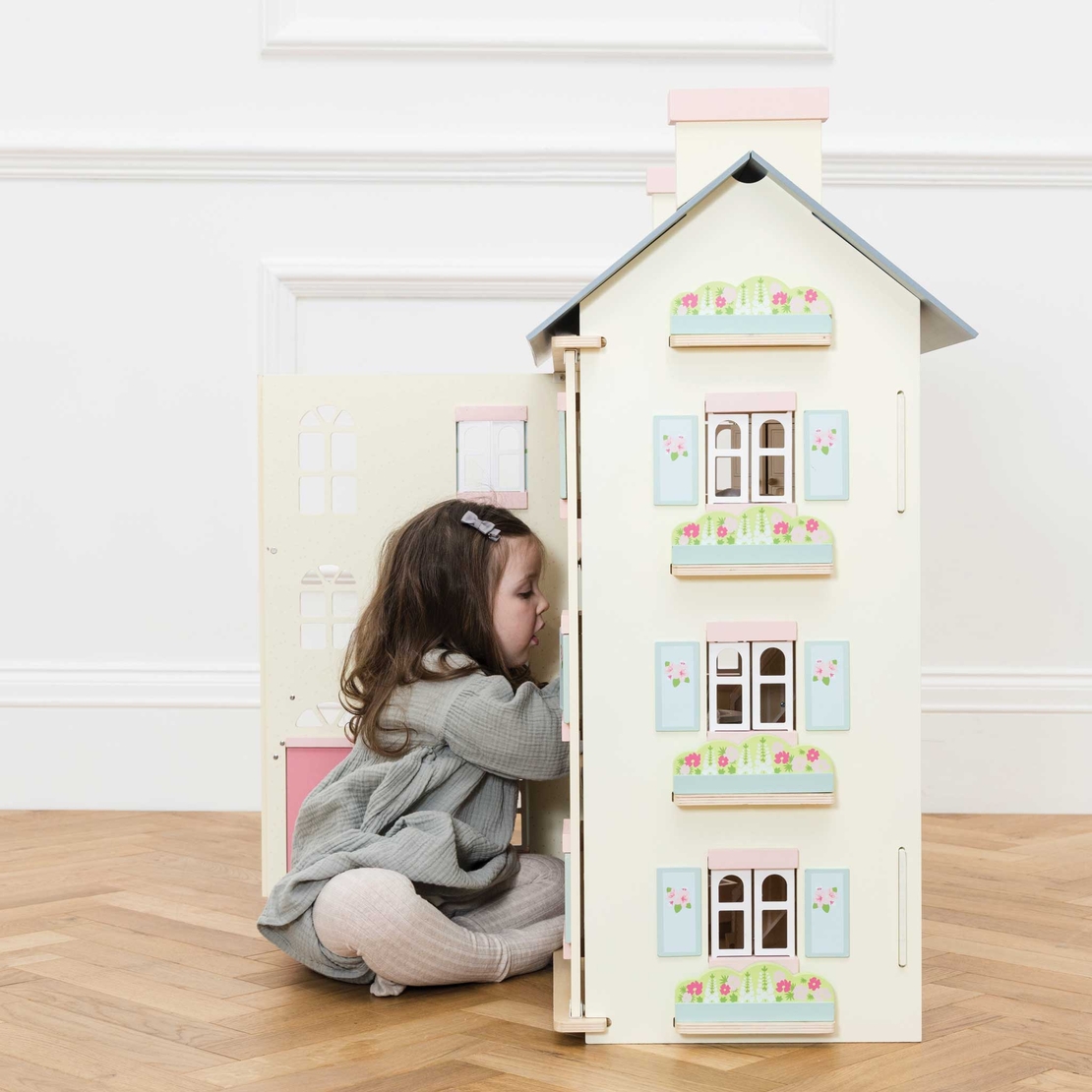 Casuta de papusi, Le Toy Van, Cherry Tree Hall, 3 ani+