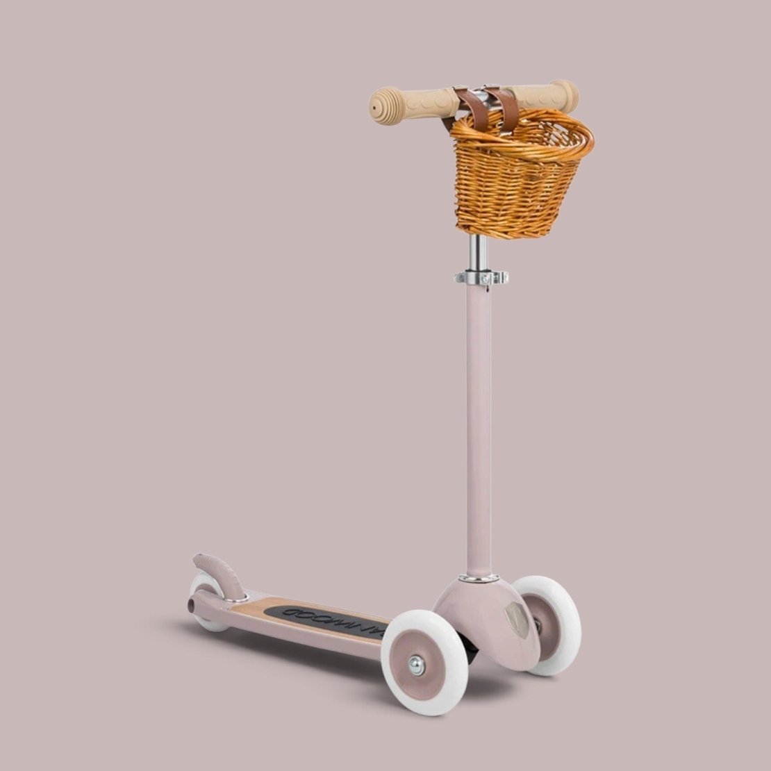 Trotineta cu 3 roti pentru copii Banwood , model Vintage, cu ghidon reglabil si cos din rachita inclus, Roz, 3 ani+