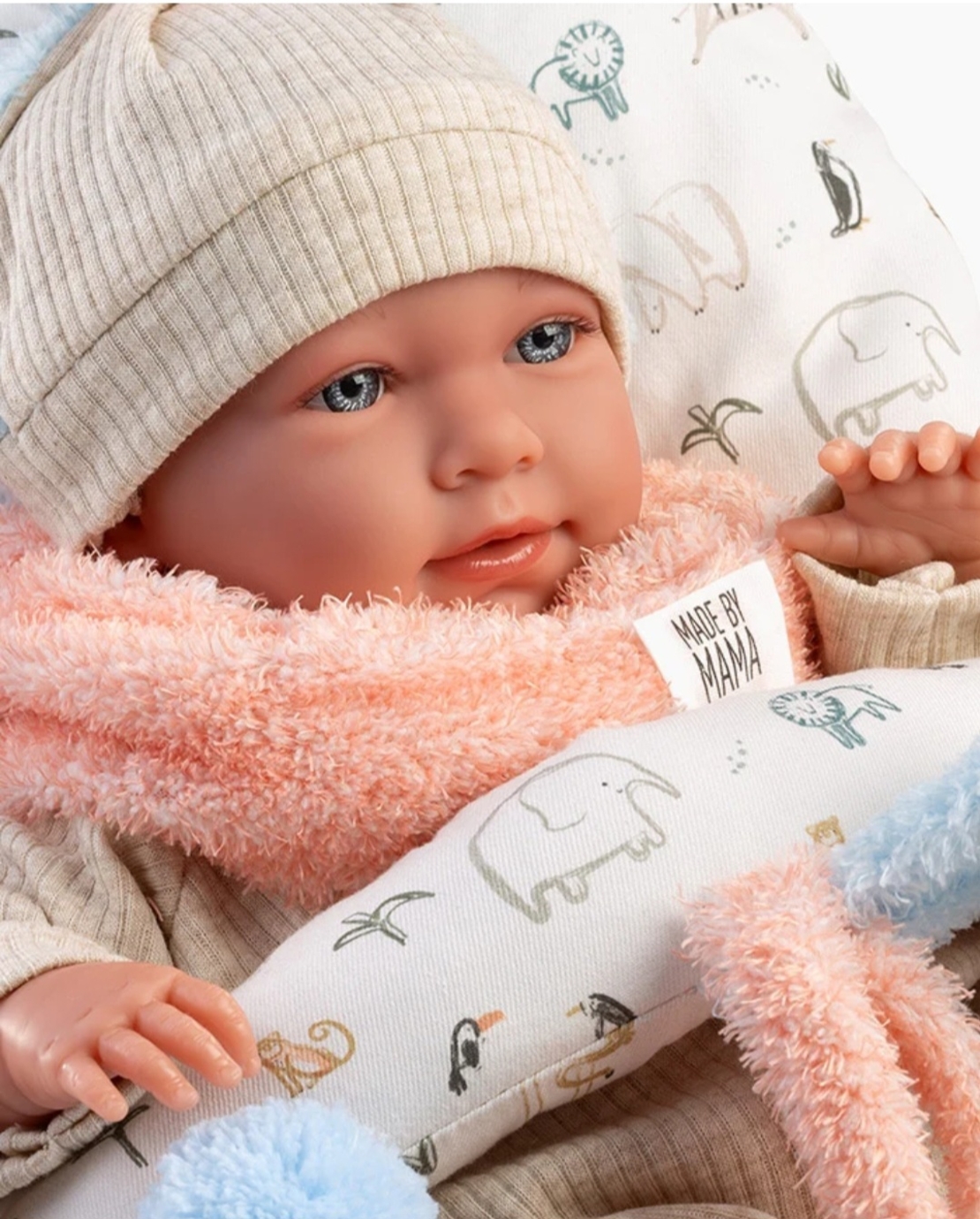 Papusa interactiva Llorens Mimi Llorona, bebelus cu corp moale, hainute ecru, suzeta si perna de joaca inclusa, 42 cm, 3 ani+