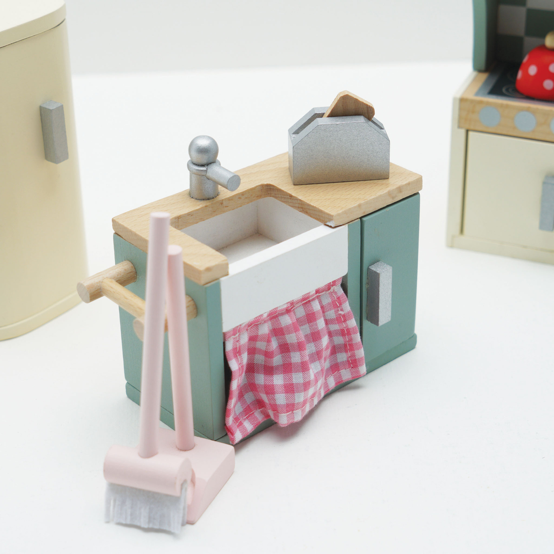 Mobilier pentru casuta, Le Toy Van, bucatarie Daisylane, din lemn