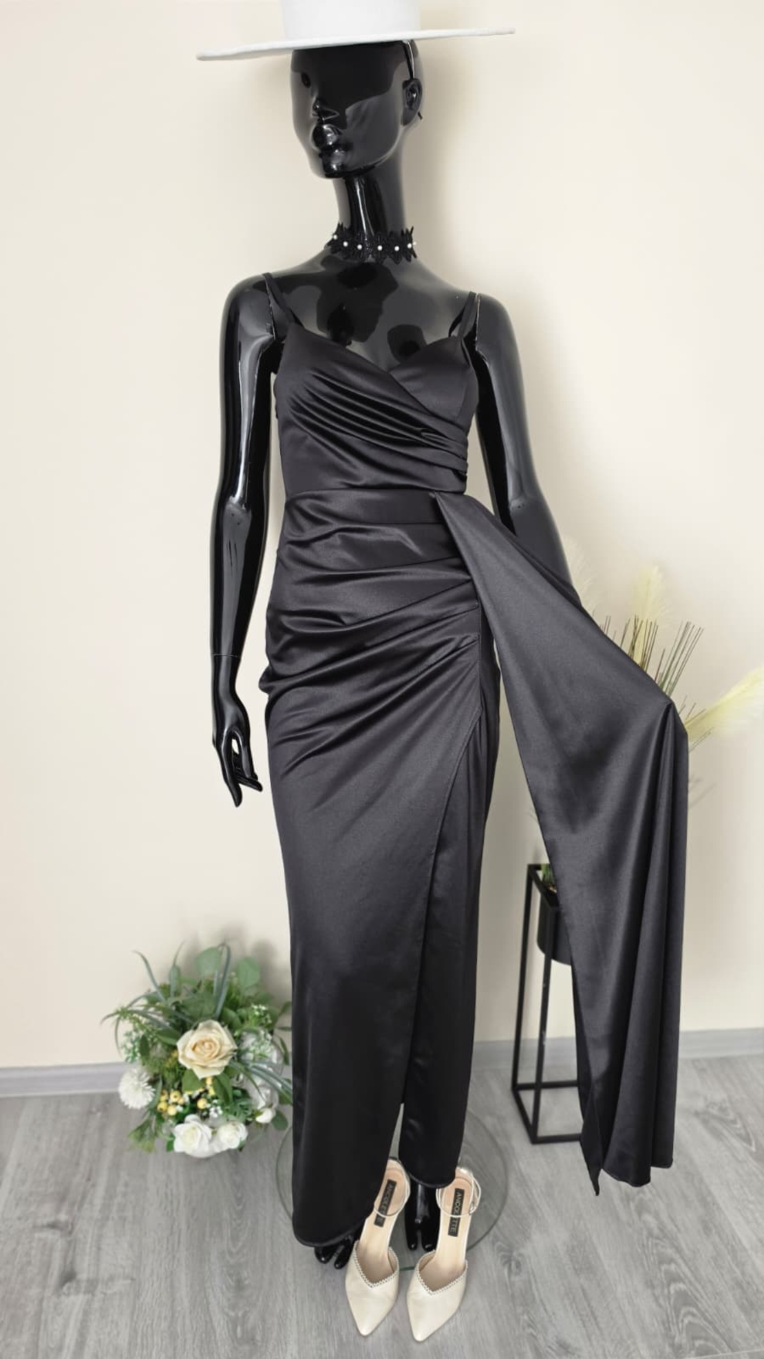 Rochie Lungă Amira-Negru
