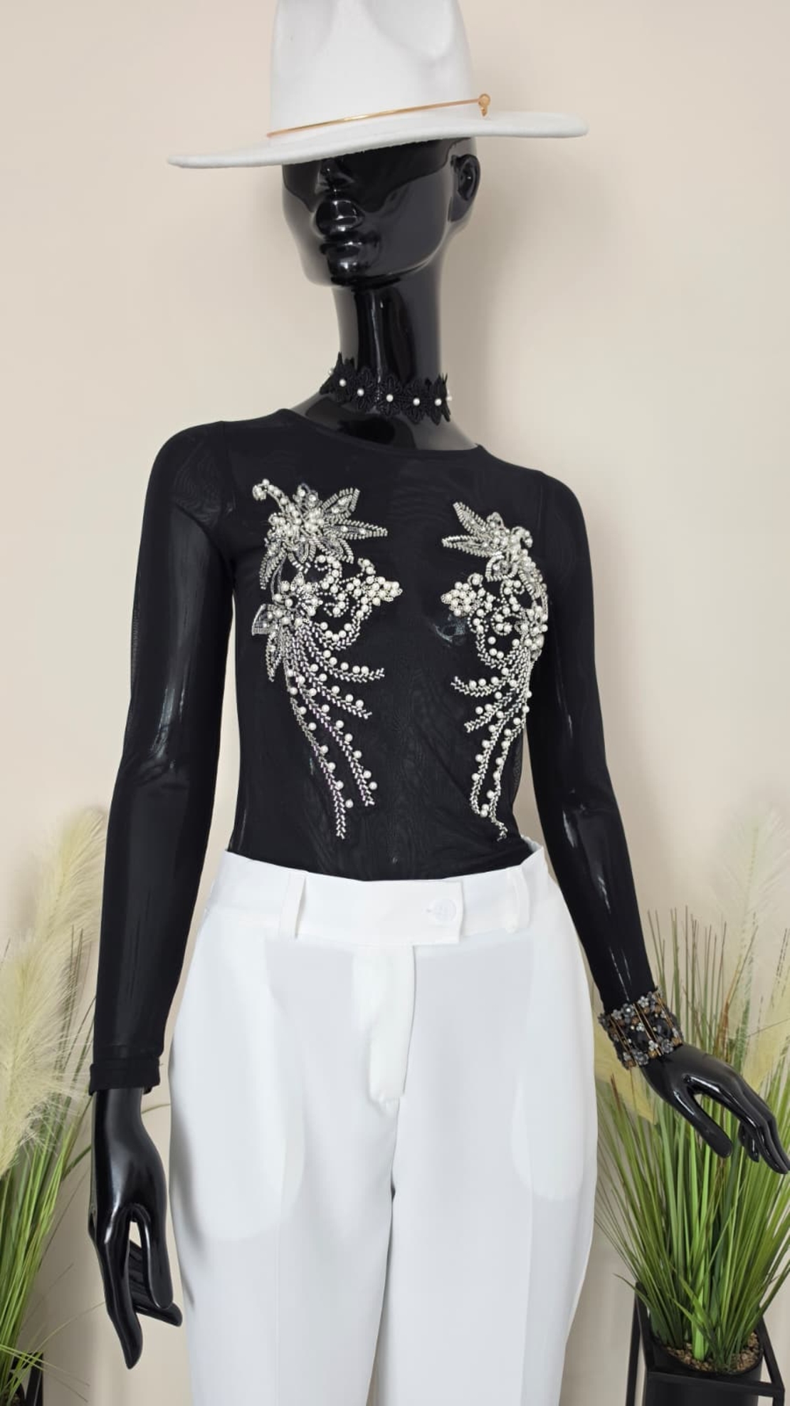 Body Elegant Daria-Negru
