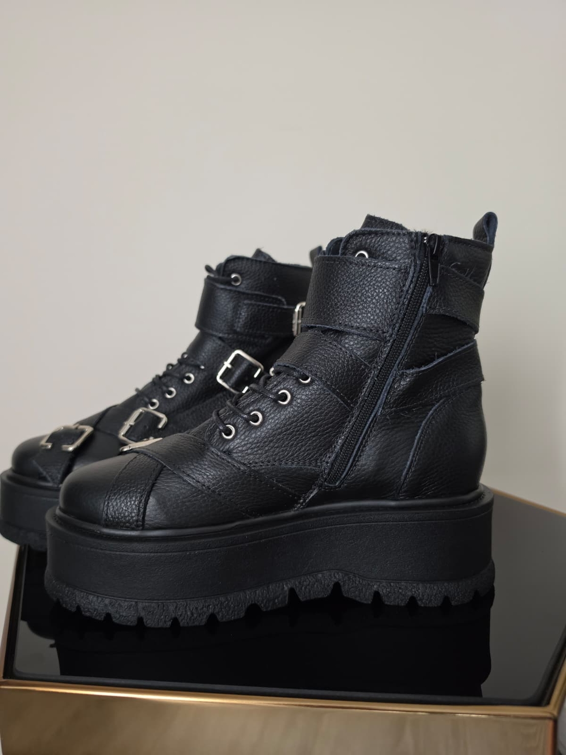 Ghete Nemesis-Negru Bizon