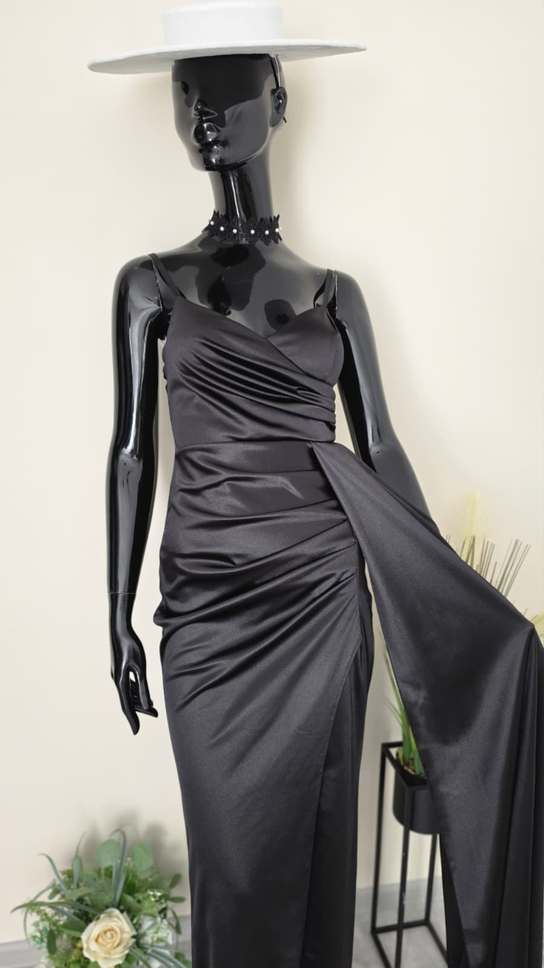 Rochie Lungă Amira-Negru