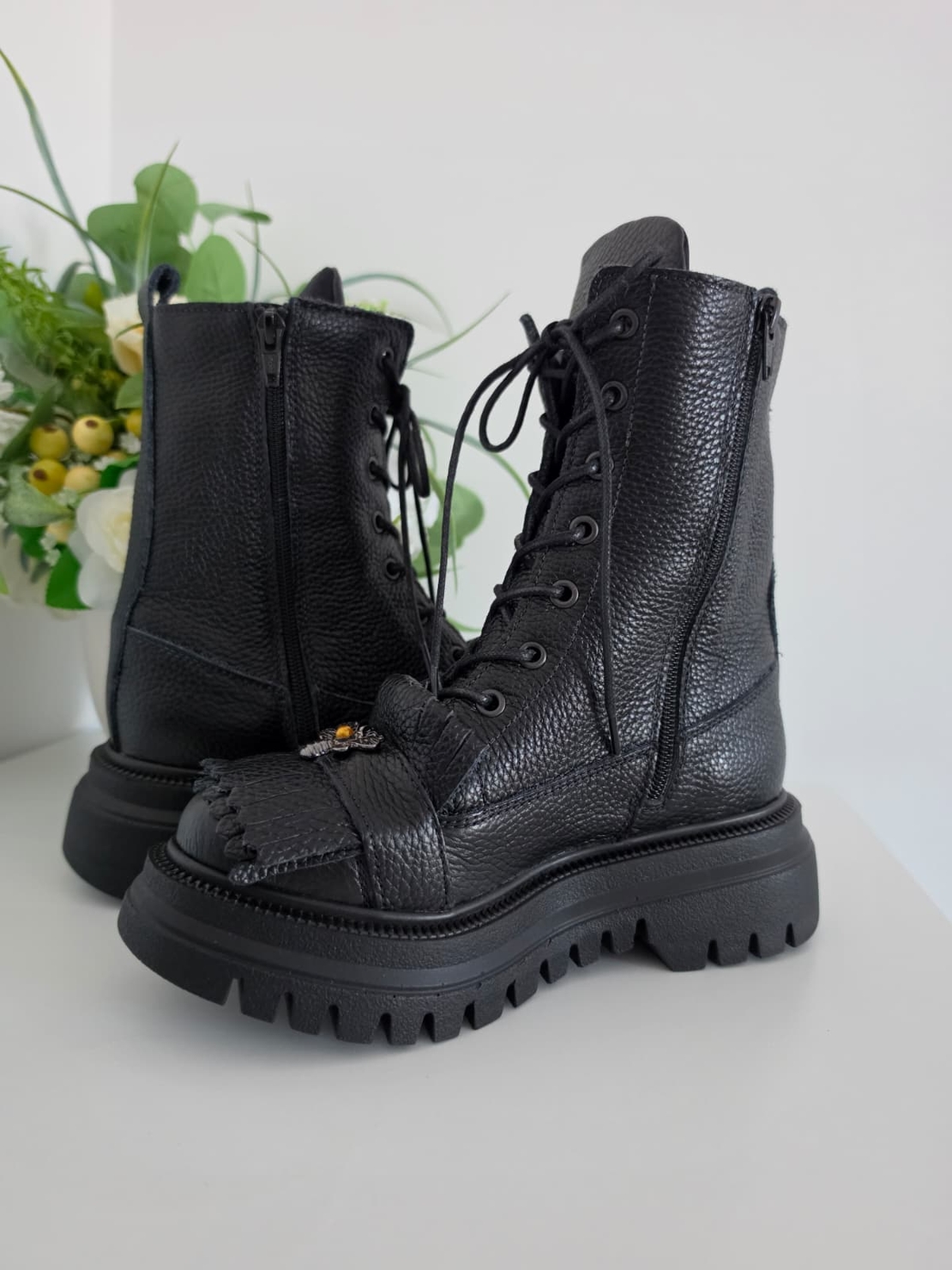 Ghete Tanya- Negru Bizon