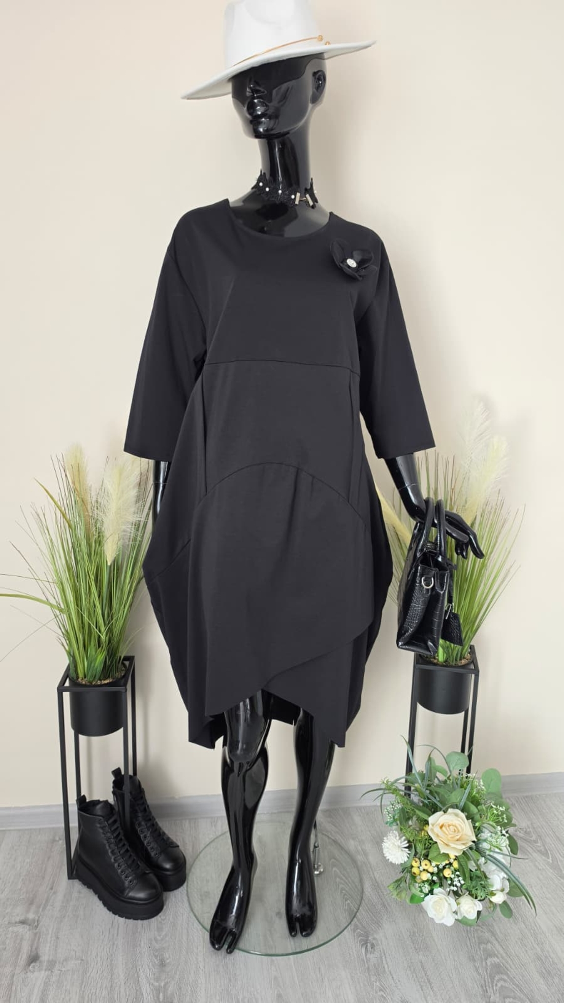 Rochie Asimetrică Noire