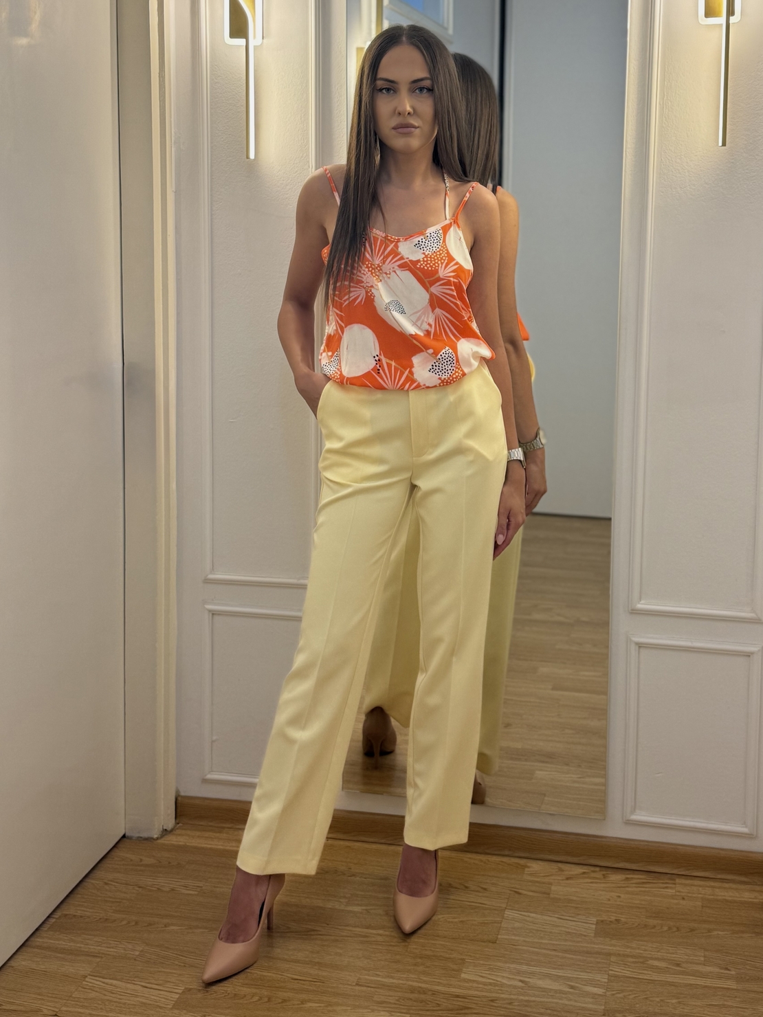 Svetložute pantalone