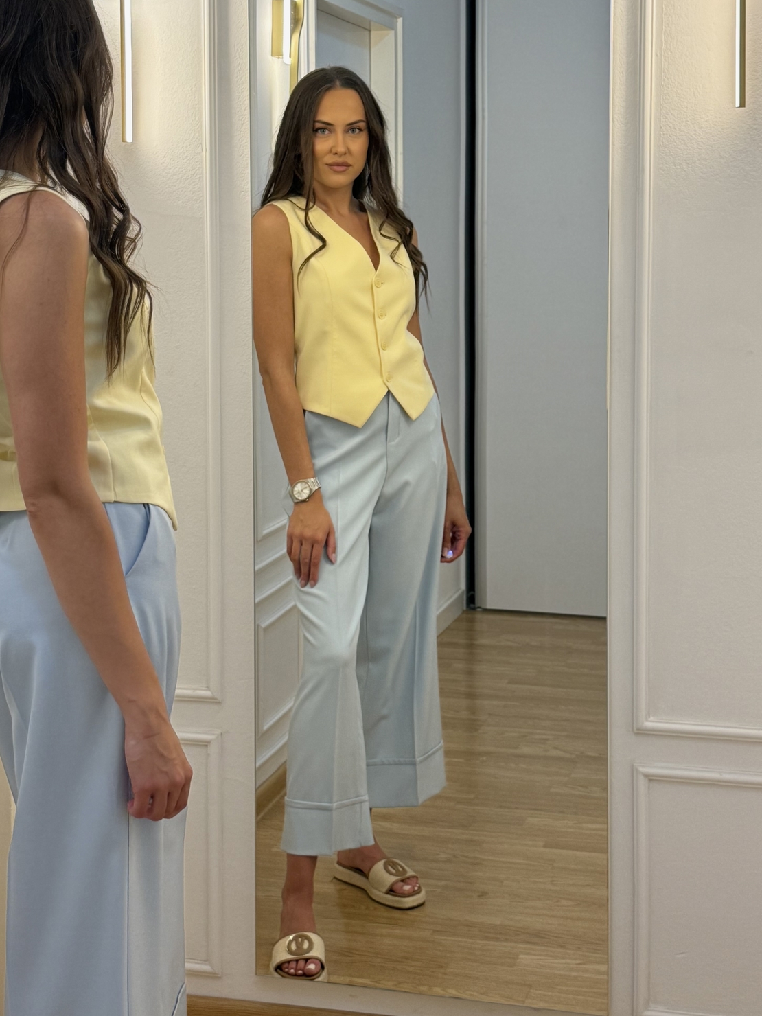 Svetloplave kratke pantalone