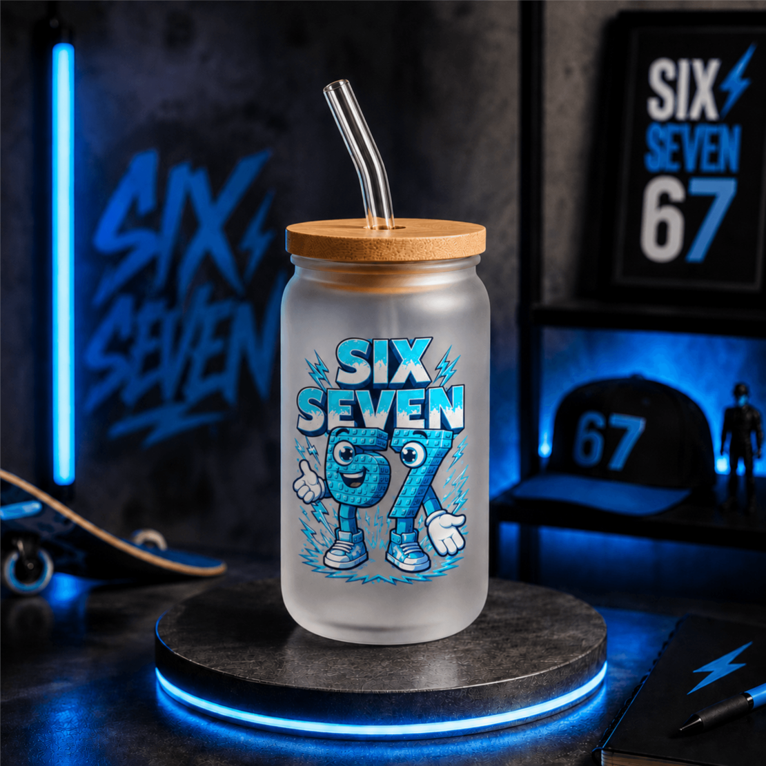STAKLENA ČAŠA SA SLAMČICOM - SIX SEVEN