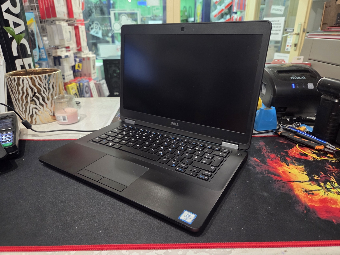 Dell Latitude E5470 14/i7 6820HQ 3.6GHz/8GB DDR4/256GB M.2