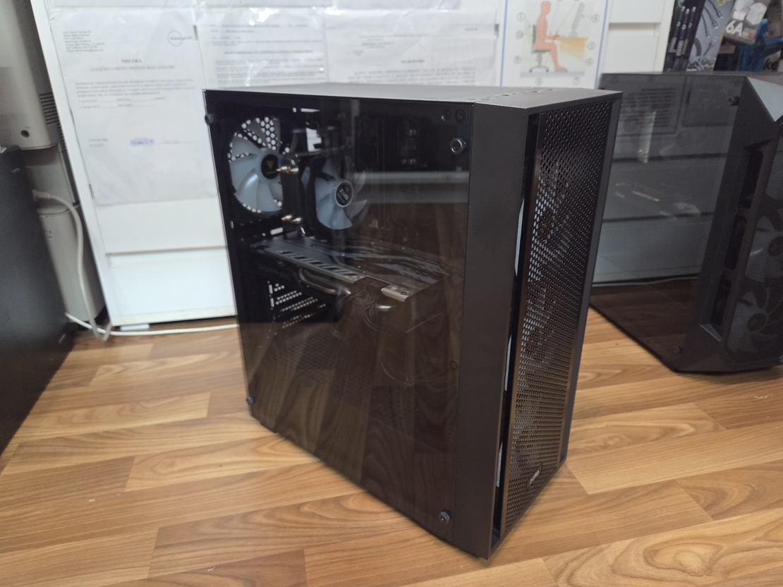 6 Gaming PC 650W/Intel i5 9400f 4.1GHz/16GB DDR4/RX 580 8GB