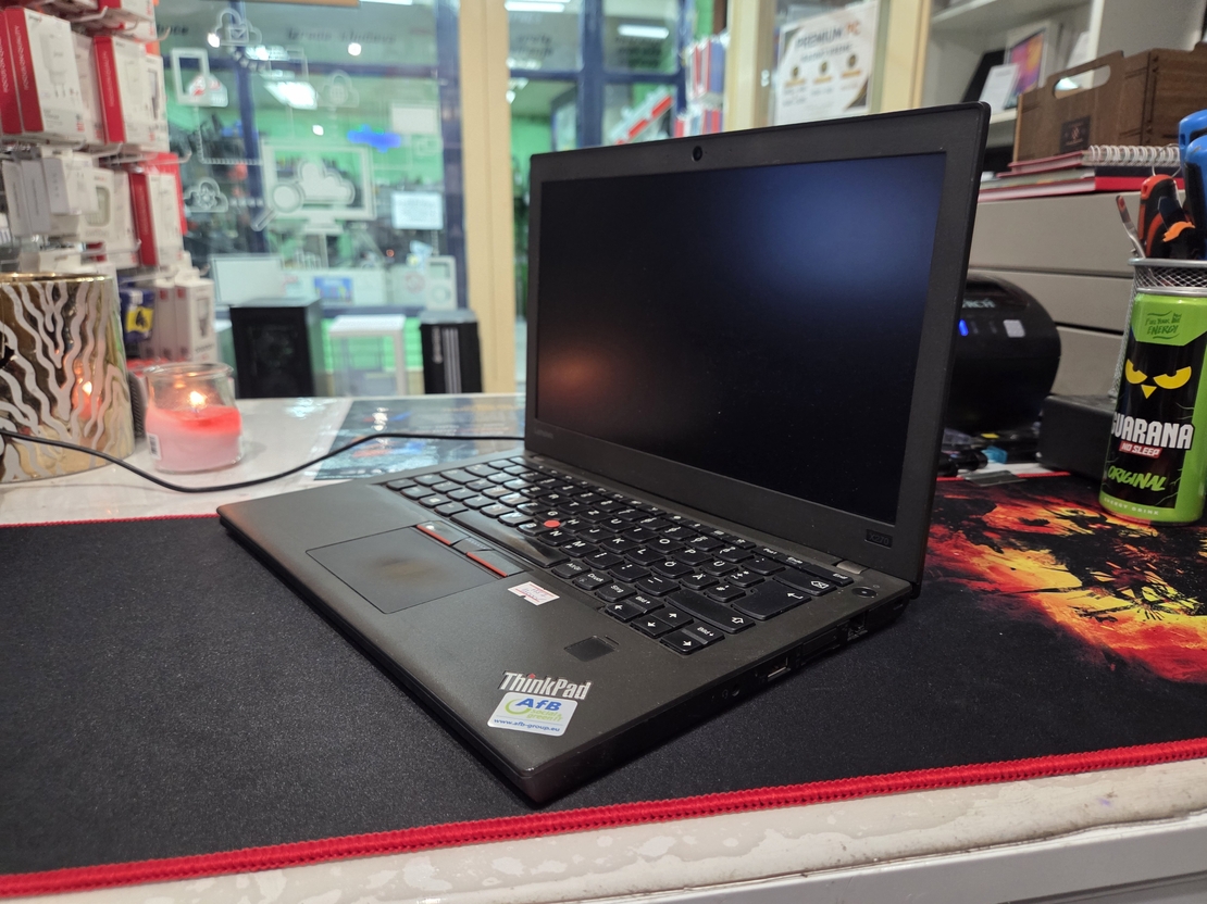 Lenovo ThinkPad X270 12.5/i5 7300U 3.5GHz/8GB DDR4/128GB SSD