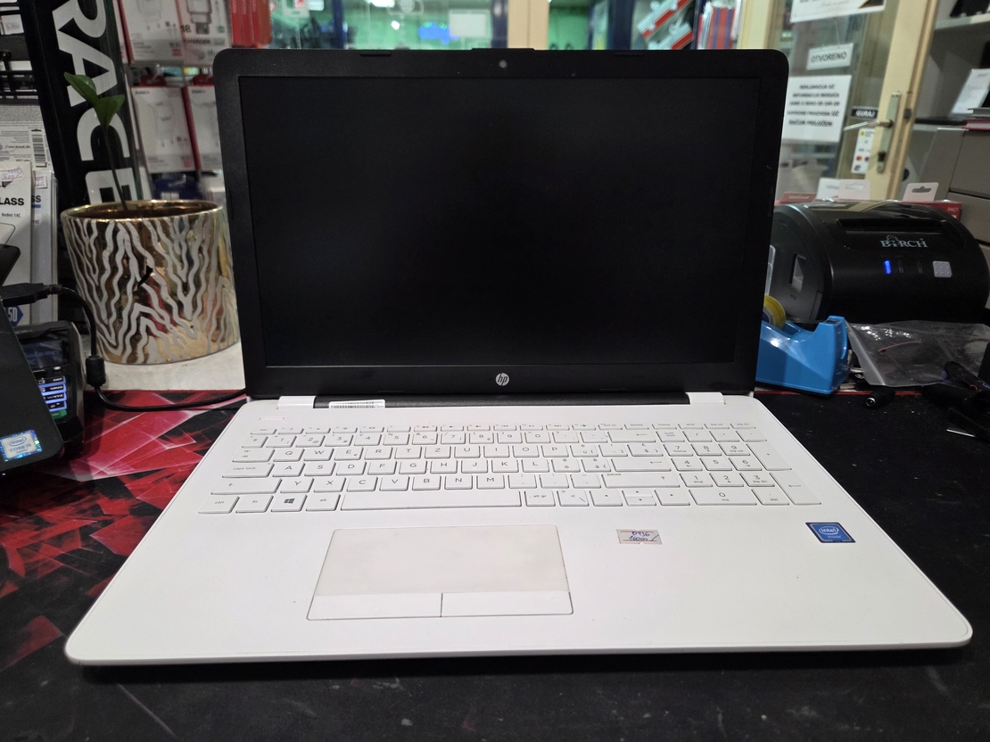 HP 15-bs026nz 15.6/Celeron N3060 2.46GHz/4GB DDR3/120GB SSD