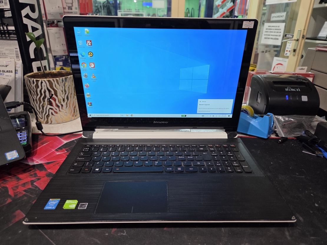 Lenovo Flex 2-15 15.6/I5 4210U 2.7GHz/6GB DDR3/2GB Nvidia