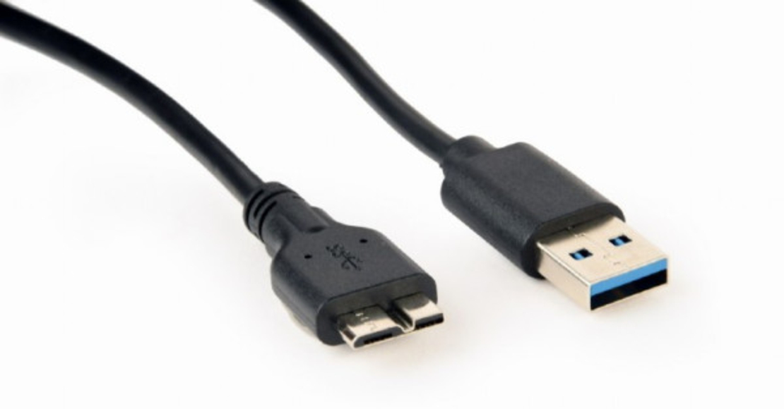 EE2-U3S9-6 Gembird USB 3.0 Externo kuciste za 2.5 SATA hard diskove 9,5mm transparentni + futrola