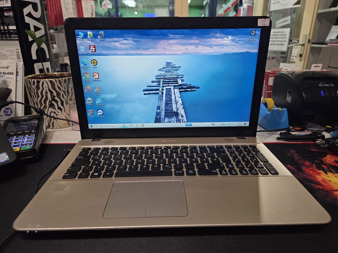 Asus X540S 15.6/Celeron N3050 1.6GHz/4GB DDR3/120GB SSD