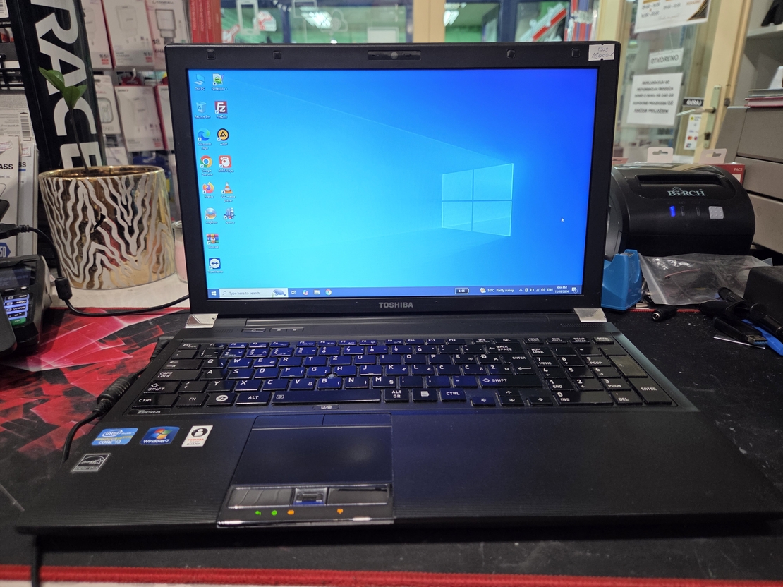Toshiba Tecra R580 15.6/i3 2330M 2.2GHz/8GB DDR3/128GB SSD