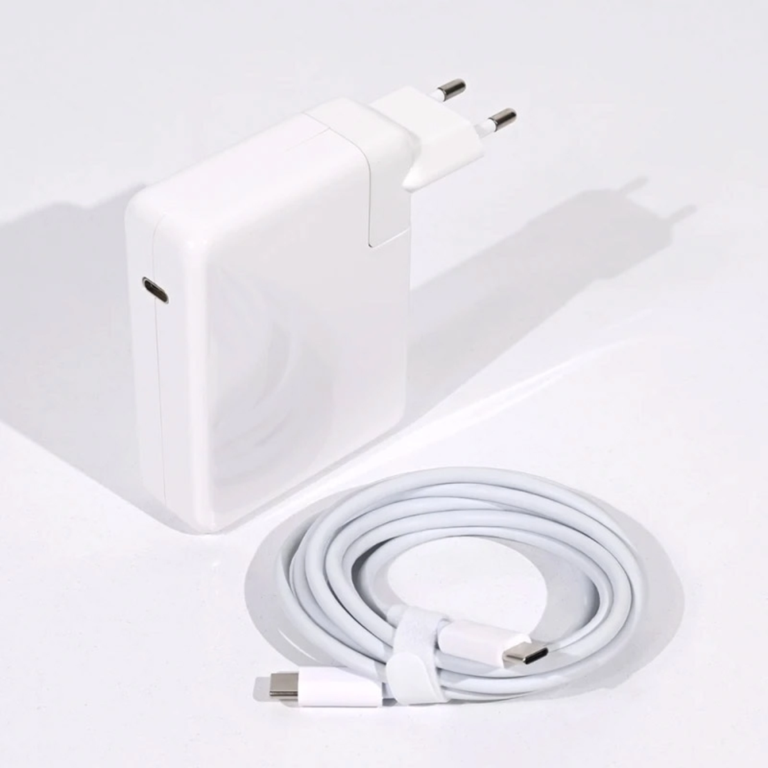 Punjac za laptop Apple 140W USB Type-C HQ