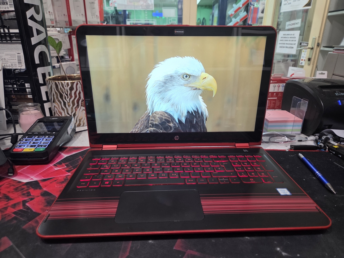 HP 15-bk002ng 15.6/i5 6200U 2.8GHz/8GB DDR4/128GB SSD