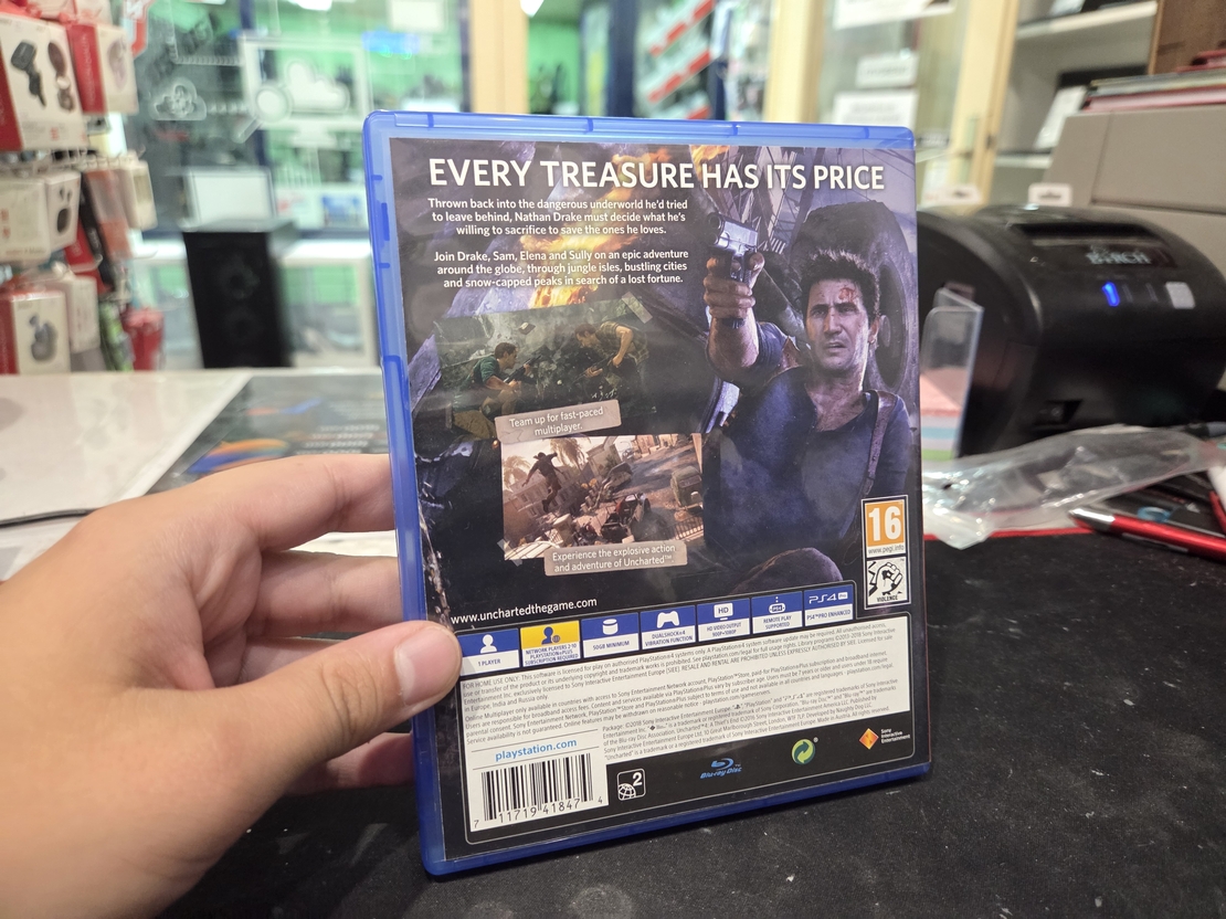 Uncharted 4 A Thiefs End PS4