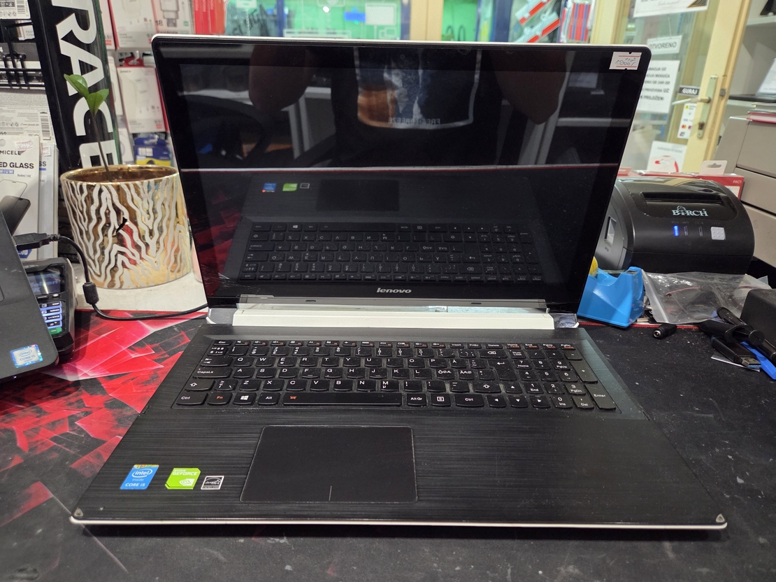 Lenovo Flex 2-15 15.6/I5 4210U 2.7GHz/6GB DDR3/2GB Nvidia