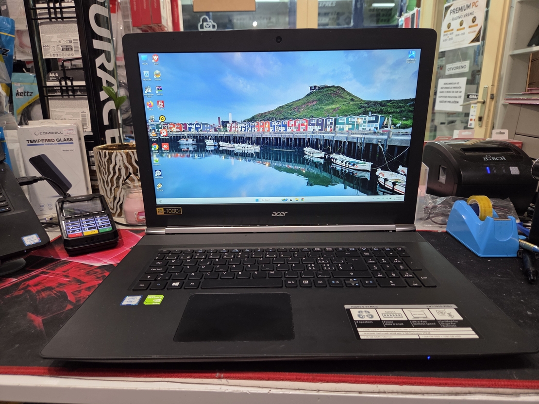 Acer V17 Nitro 17.3/i7 6700HQ 3.5GHz/16GB DDR4/SSD + HDD