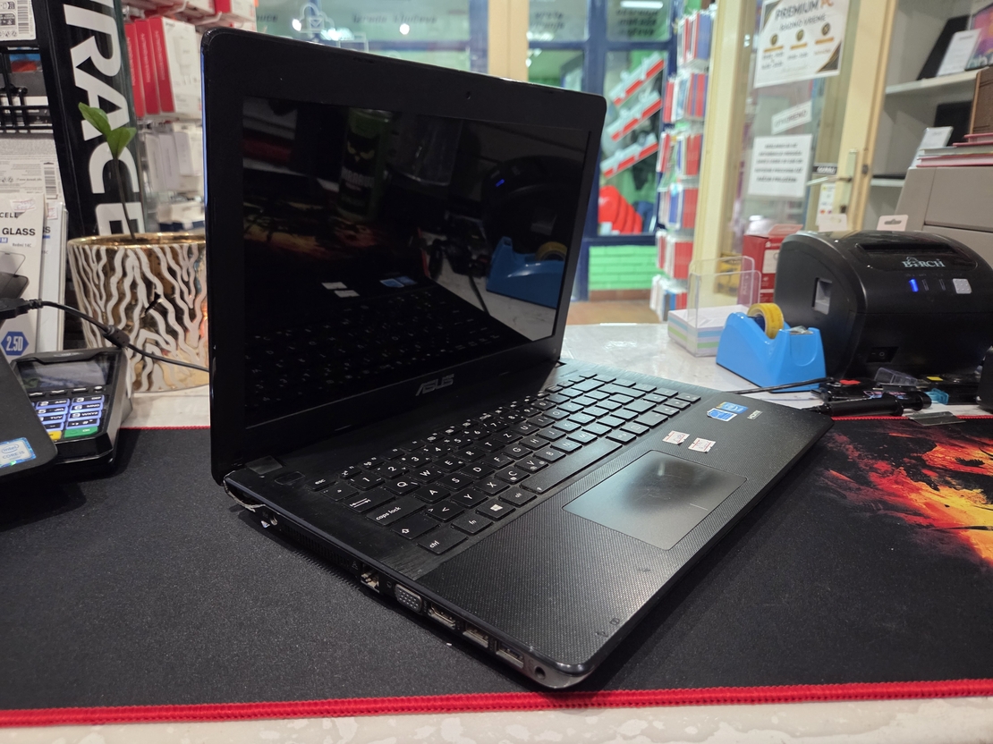 Asus X541 14/Intel Celeron 1007U 1.5GHz/2GB DDR3/256GB SSD
